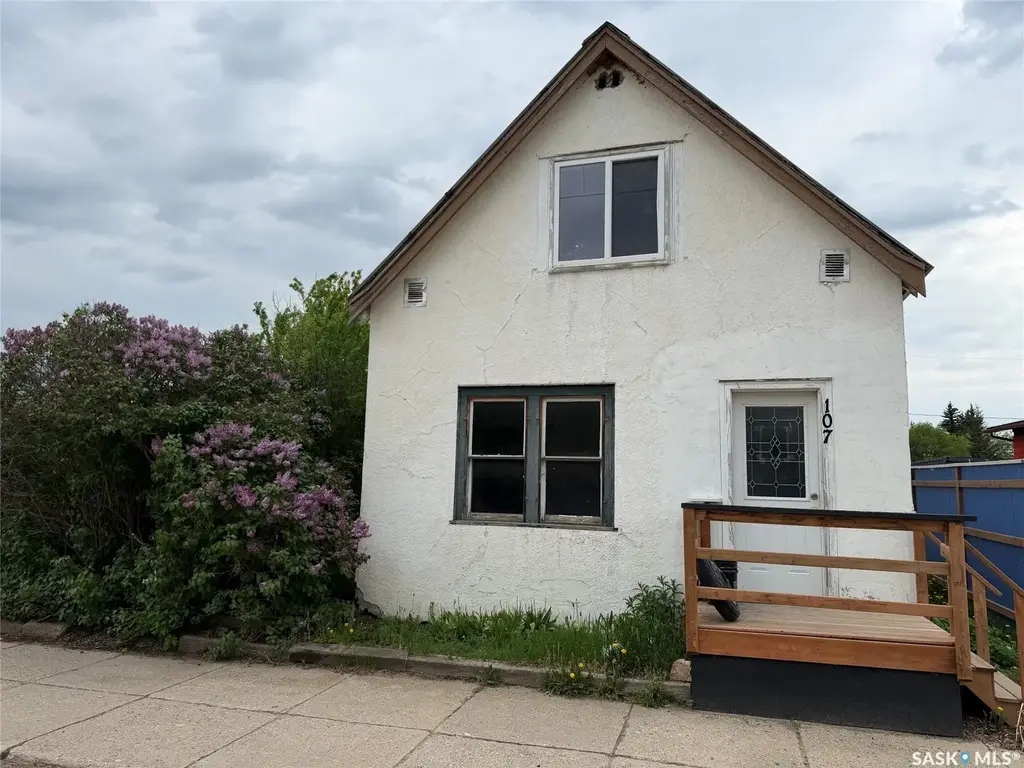 107 Main Street, Shell Lake