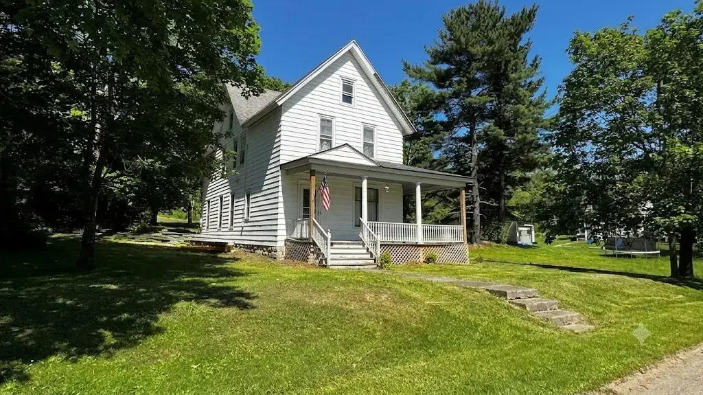 1008 South Avenue, Bradford Town