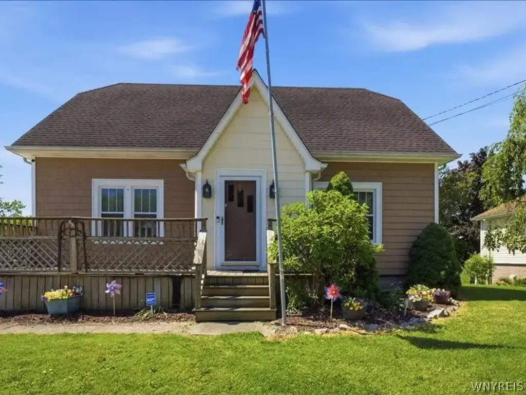 699 Losson Road, Cheektowaga