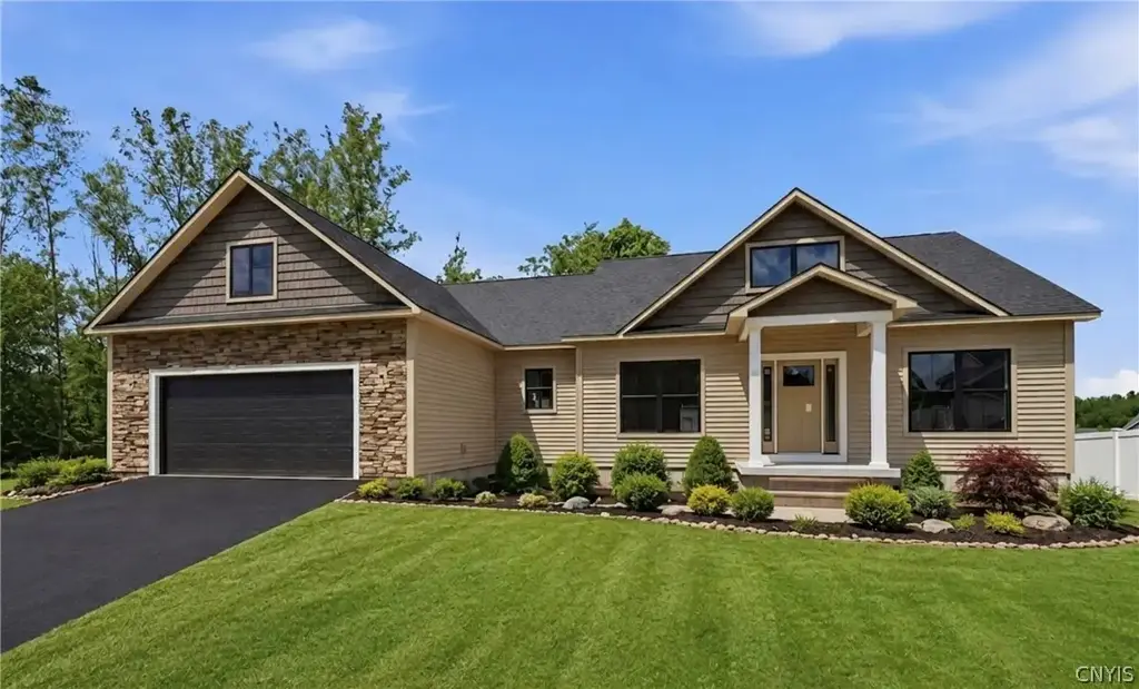 3137 Stoney Pond Way, Lysander
