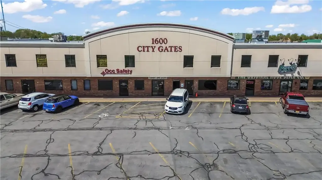 1600 Lyell Ave, Unit 2f, Rochester