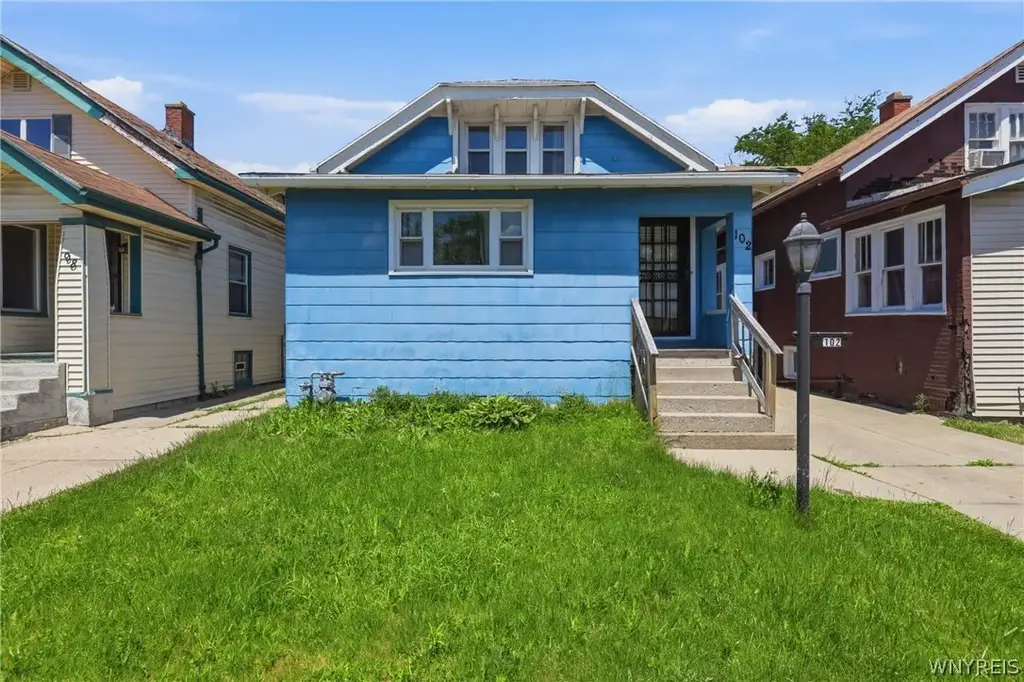 102 Cloverdale Avenue, Buffalo