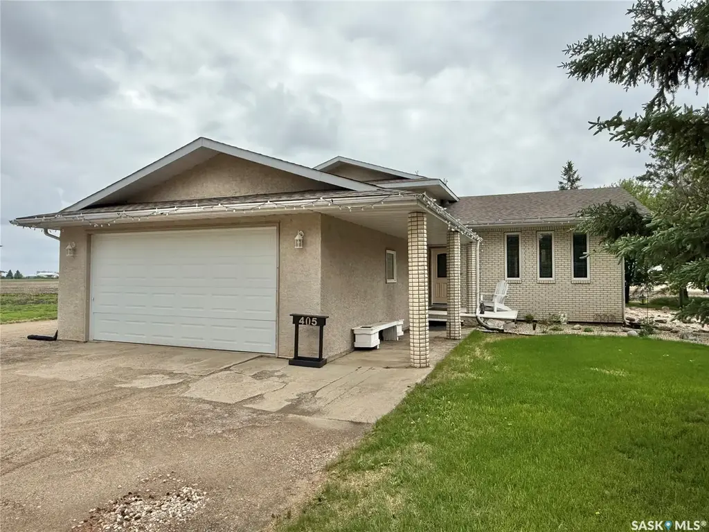 405 3rd Avenue S, Leask