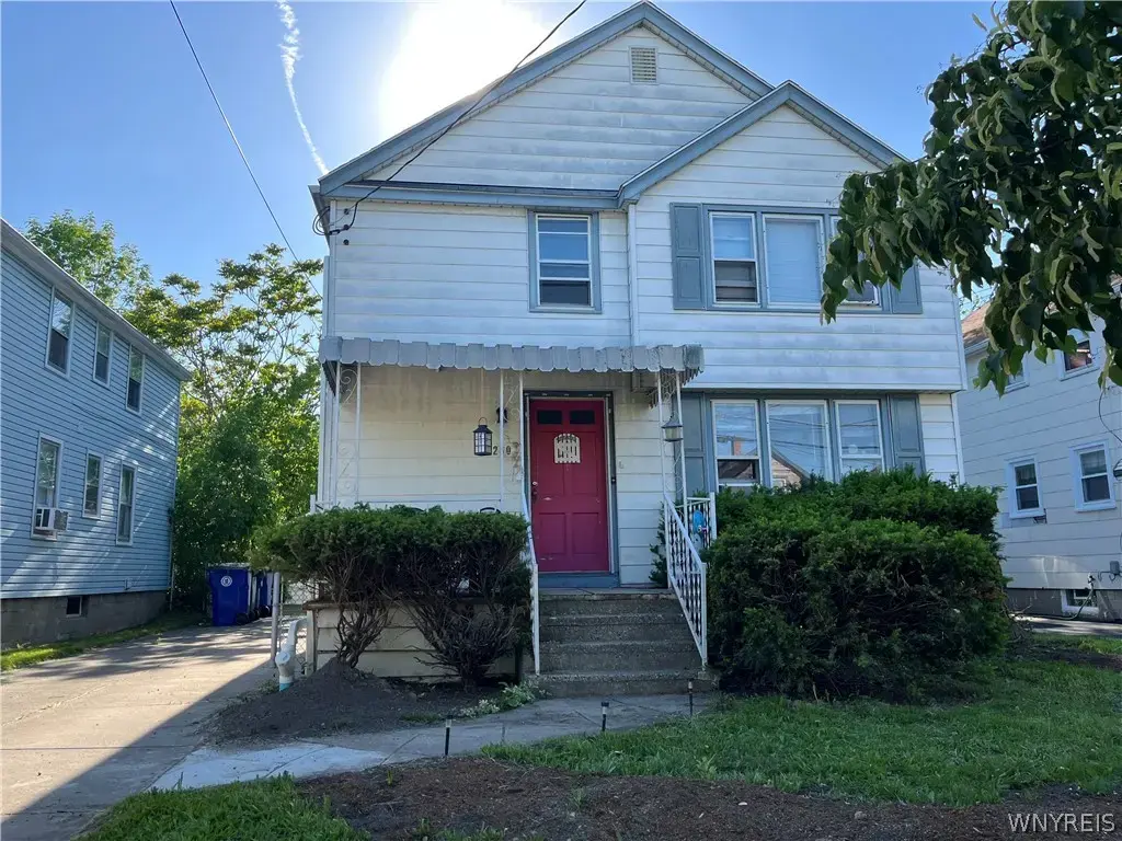200 Callodine Avenue, Amherst