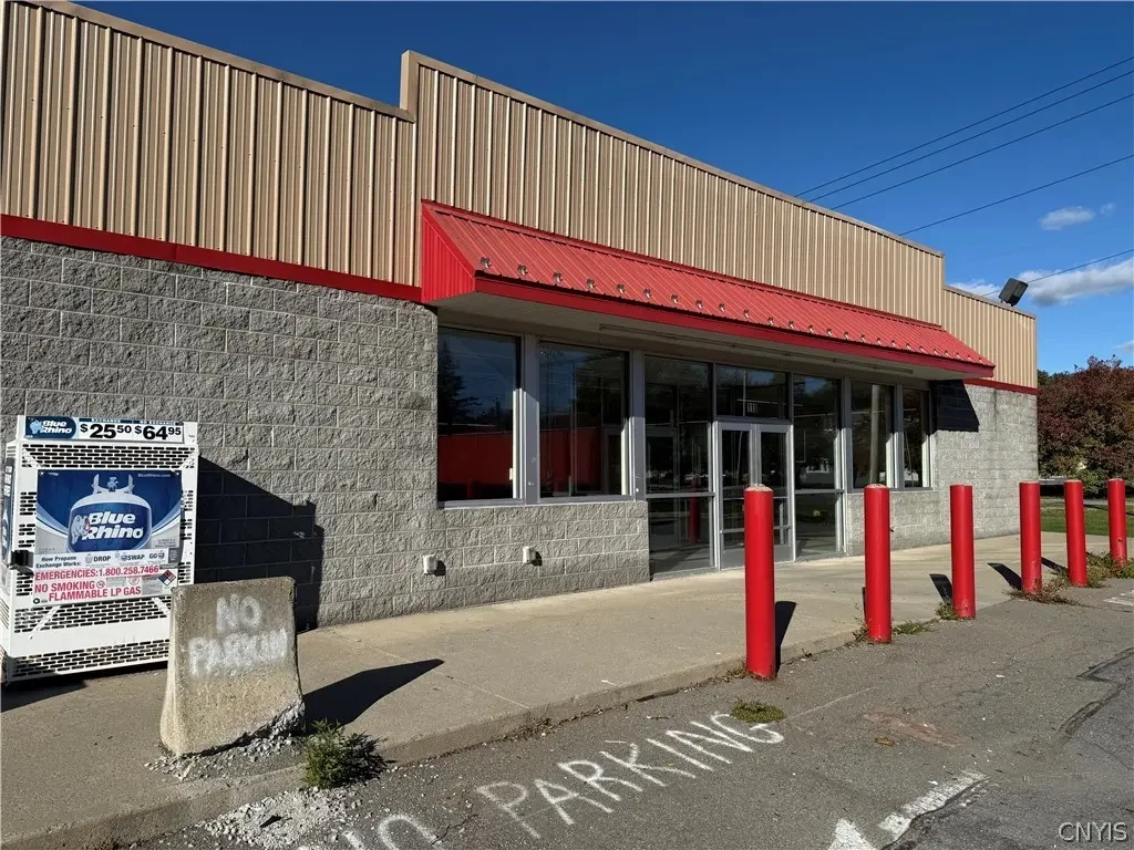 110 W South Street, Groton