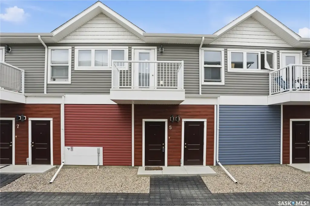 401 L Avenue S 5, Saskatoon