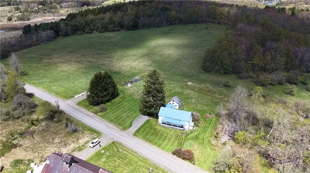 328 Miller Road, Pittsfield