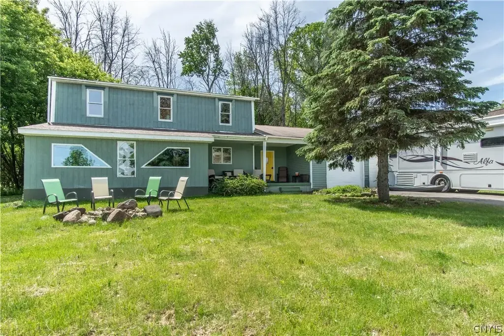 36 St Lawrence Avenue, Waddington