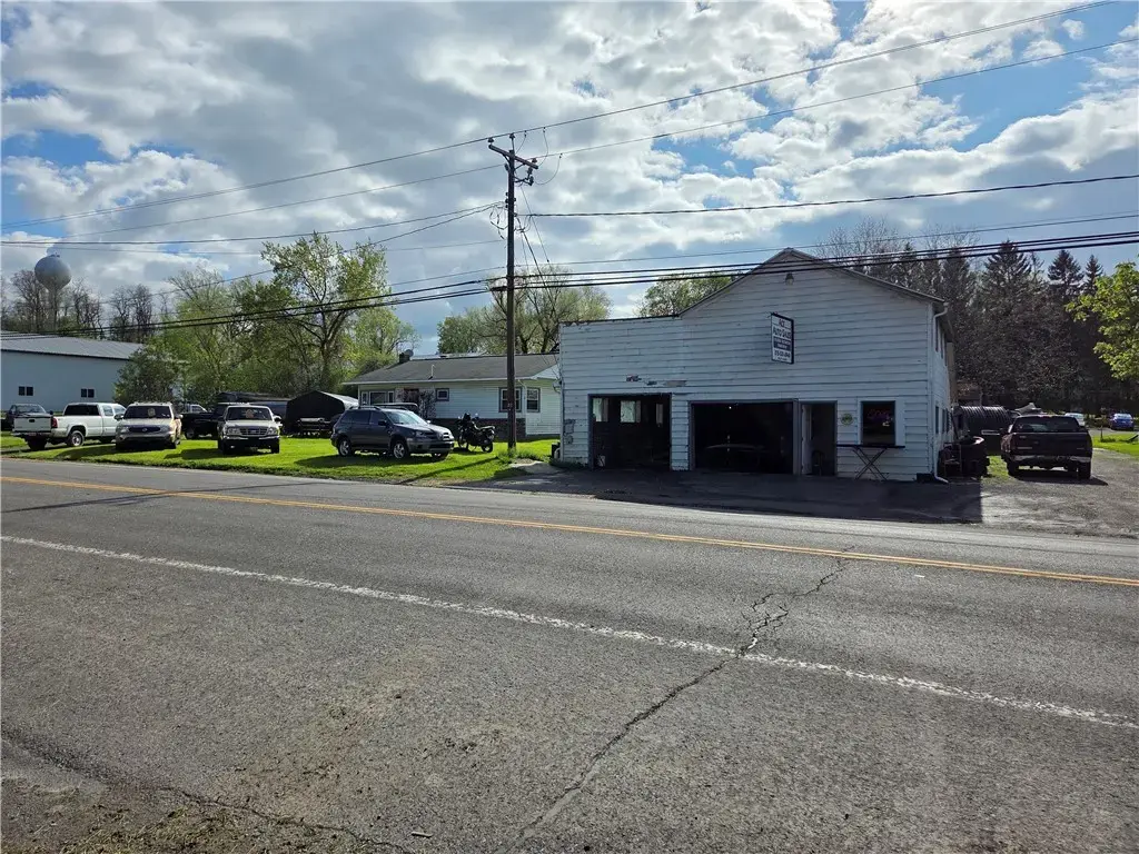 978 State Route 14a, Benton