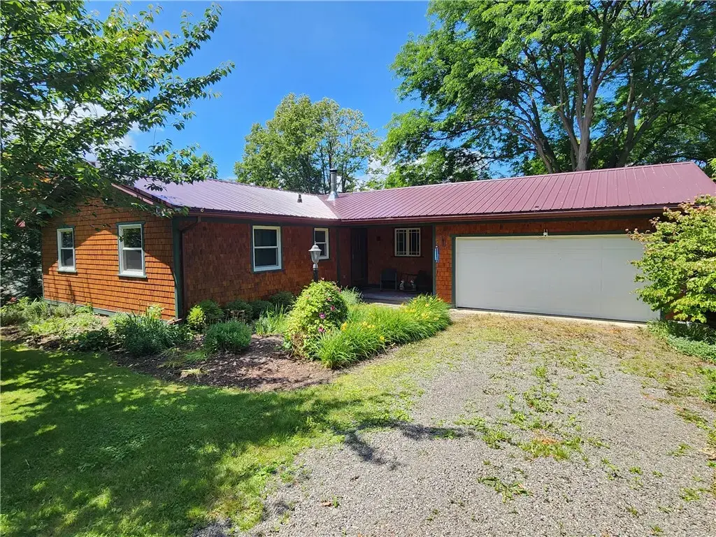 5947 Harter Road, Sparta