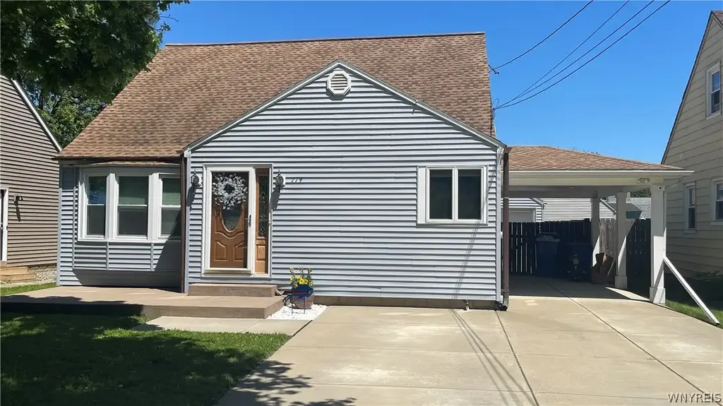 114 Onondaga Avenue Avenue, West Seneca