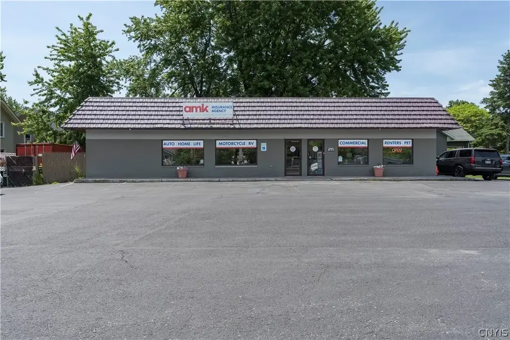 1616 State Street, Watertown City