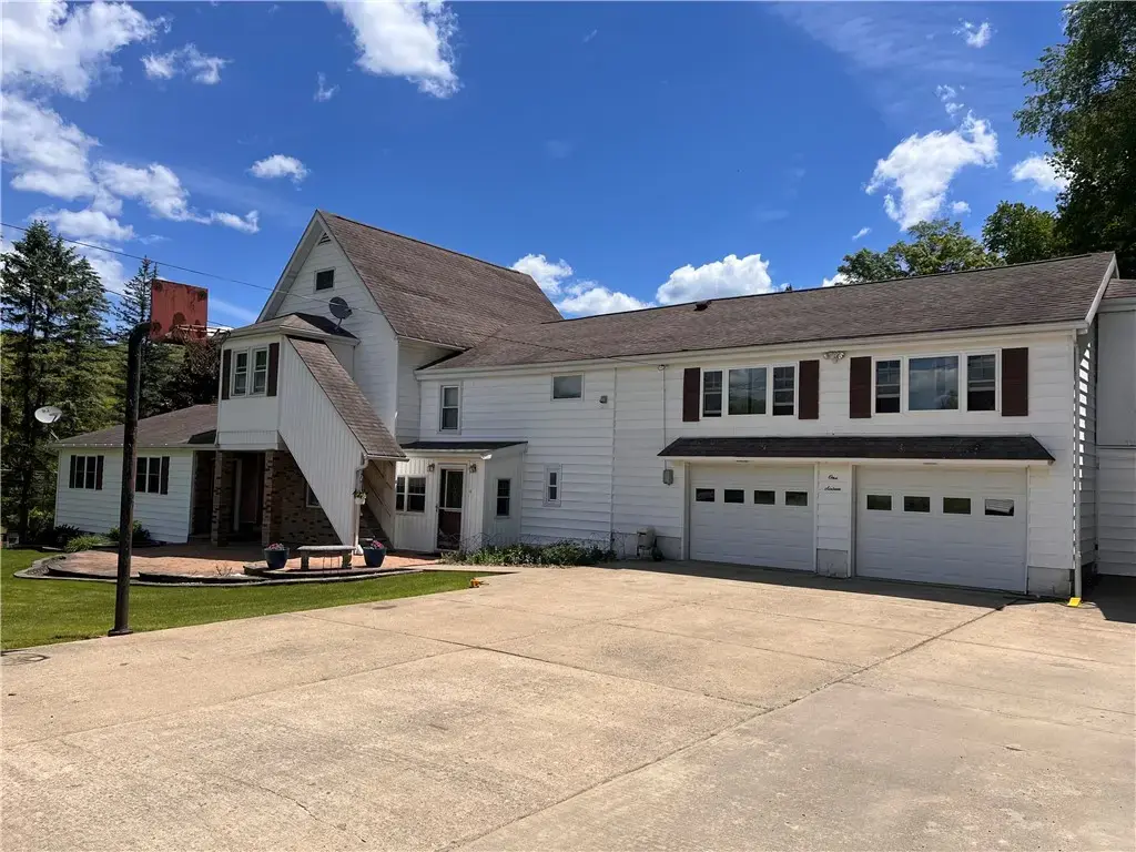 116 Derrick Road, Foster Town