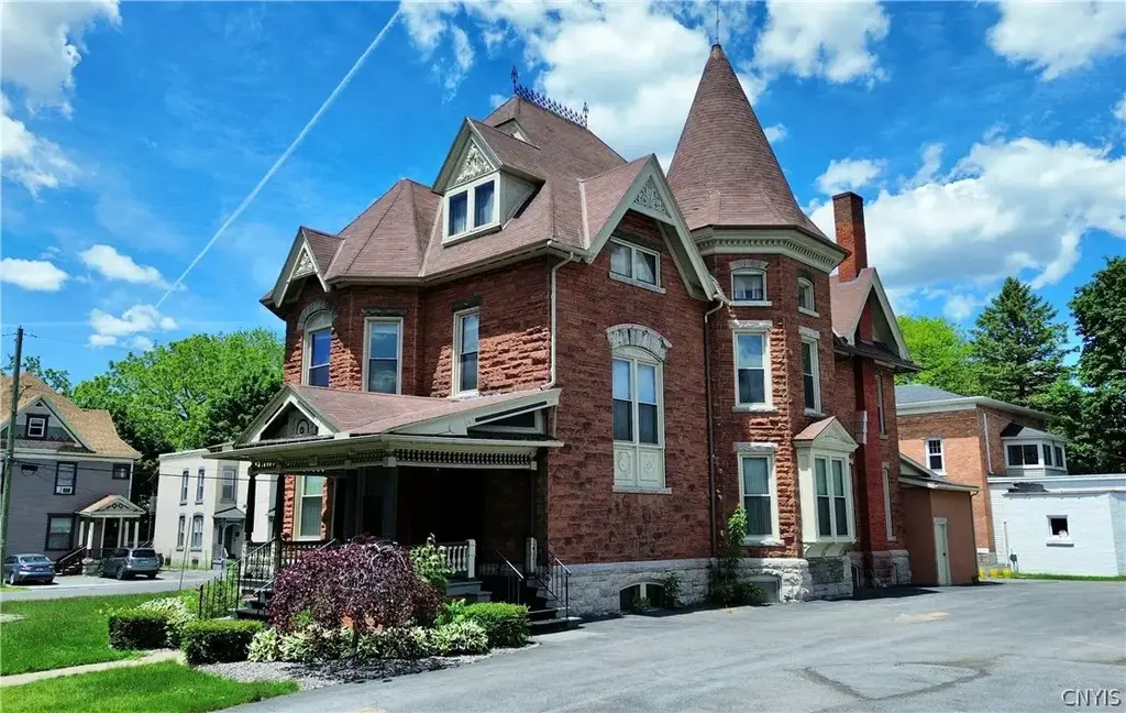 75 E Genesee Street, Auburn