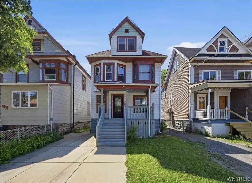 39 Kamper Avenue, Buffalo