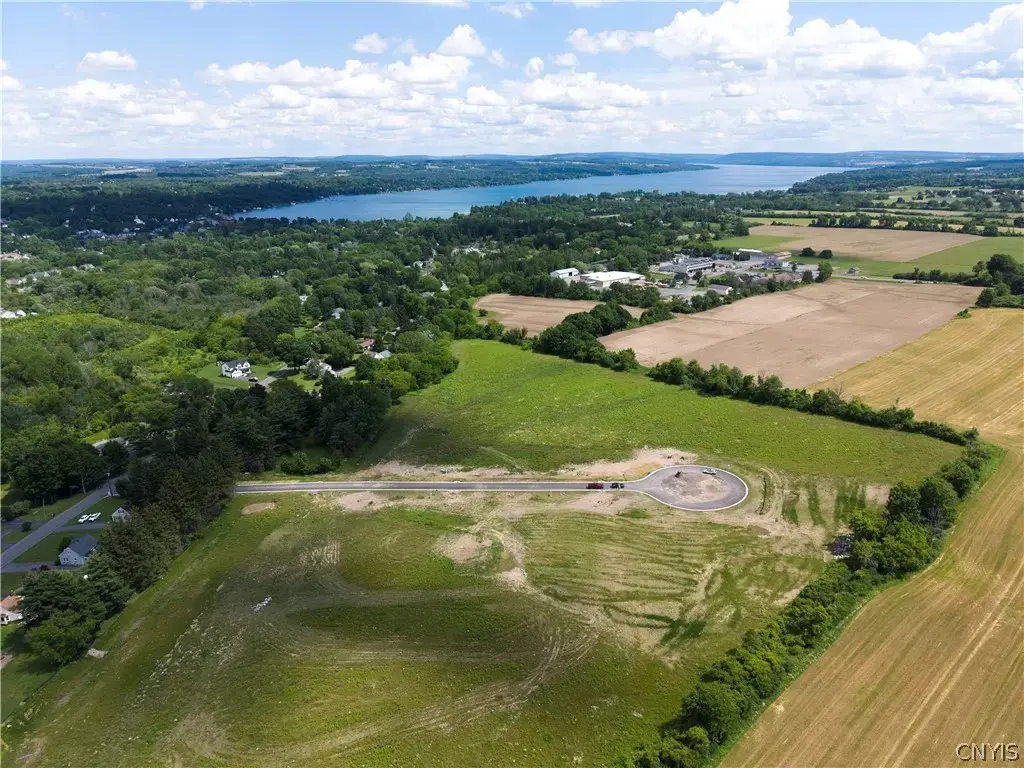 3 Village Meadow Lane Street, Skaneateles