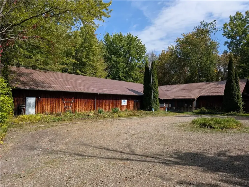 451 Lawrence Road, Clarkson