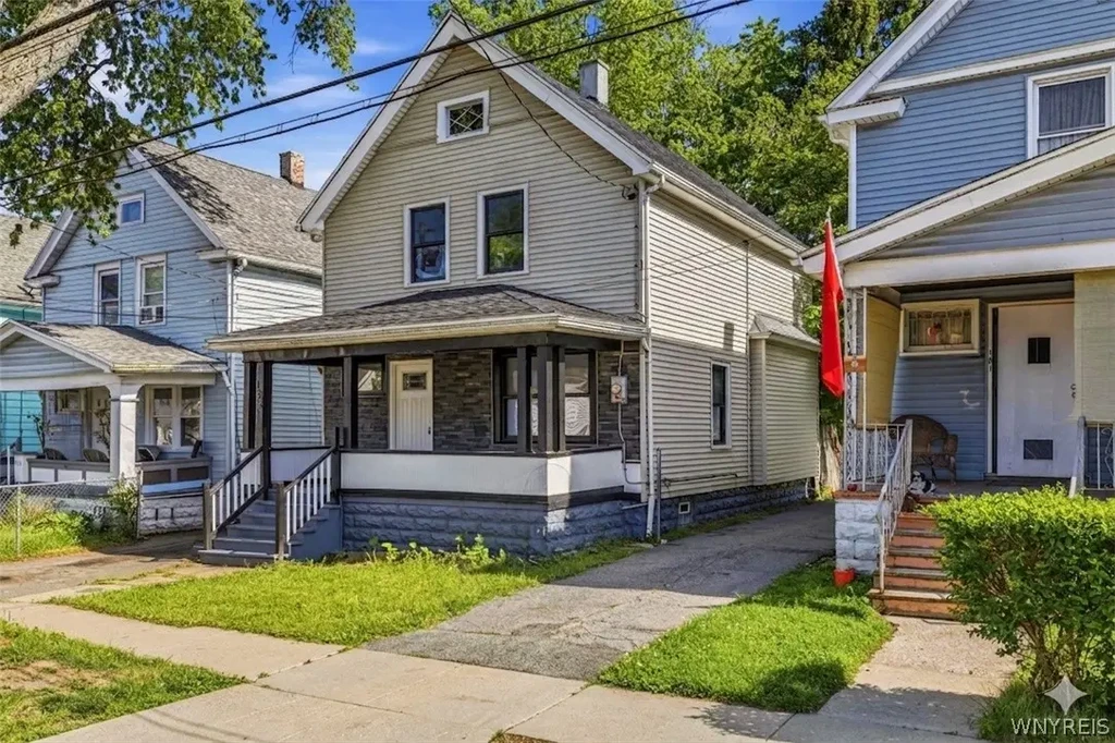 105 Sussex Street, Buffalo