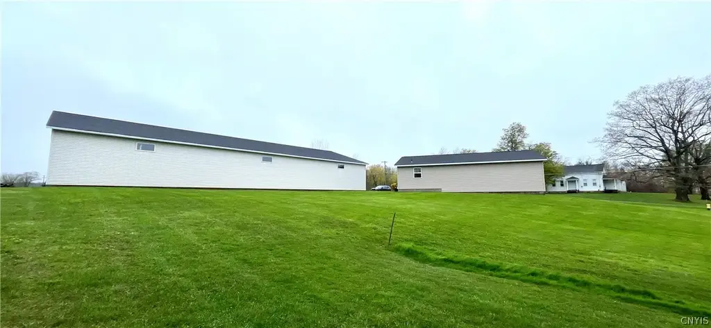 465 W Lake Road, Oswego