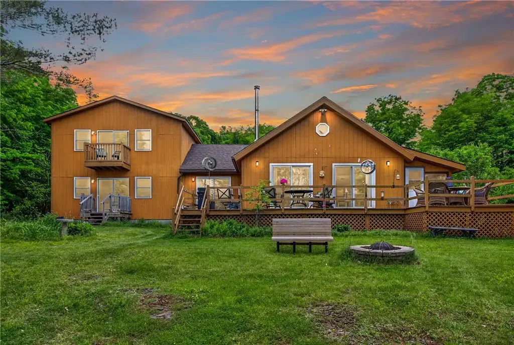 535 Rossman Valley Road, Summit