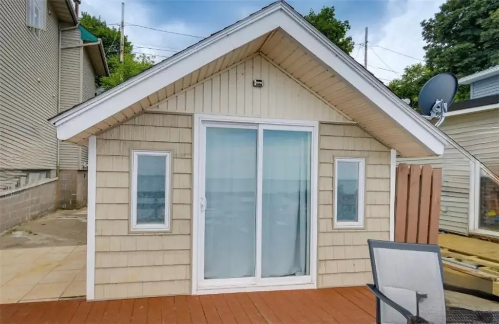 182 Lake Bluff Rd Road, Irondequoit