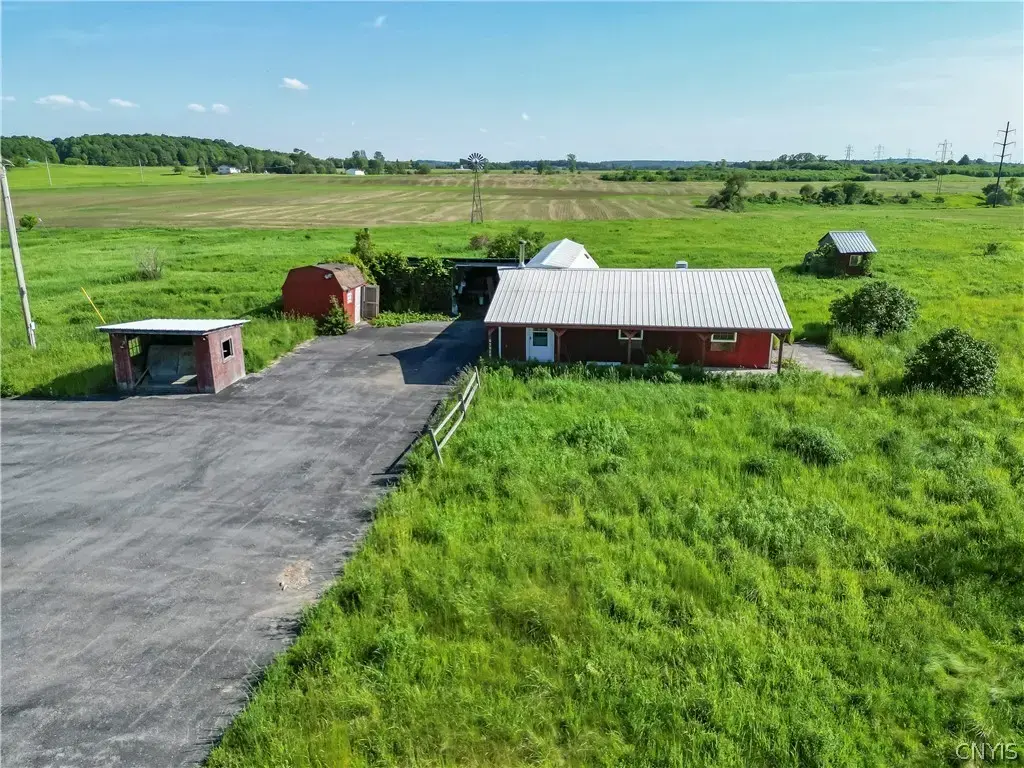 27938 State Route 126, Rutland