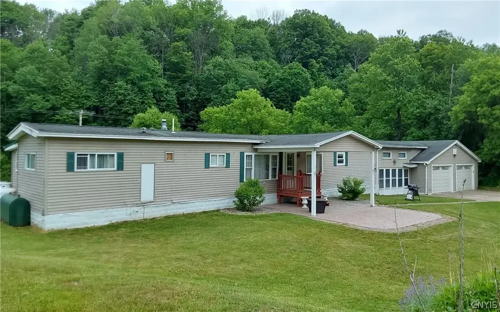 5408 State Route 28, Newport
