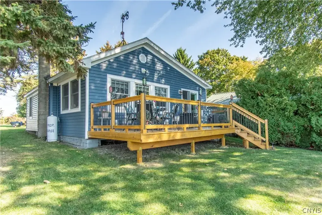 34653 Ross Lane, Cape Vincent