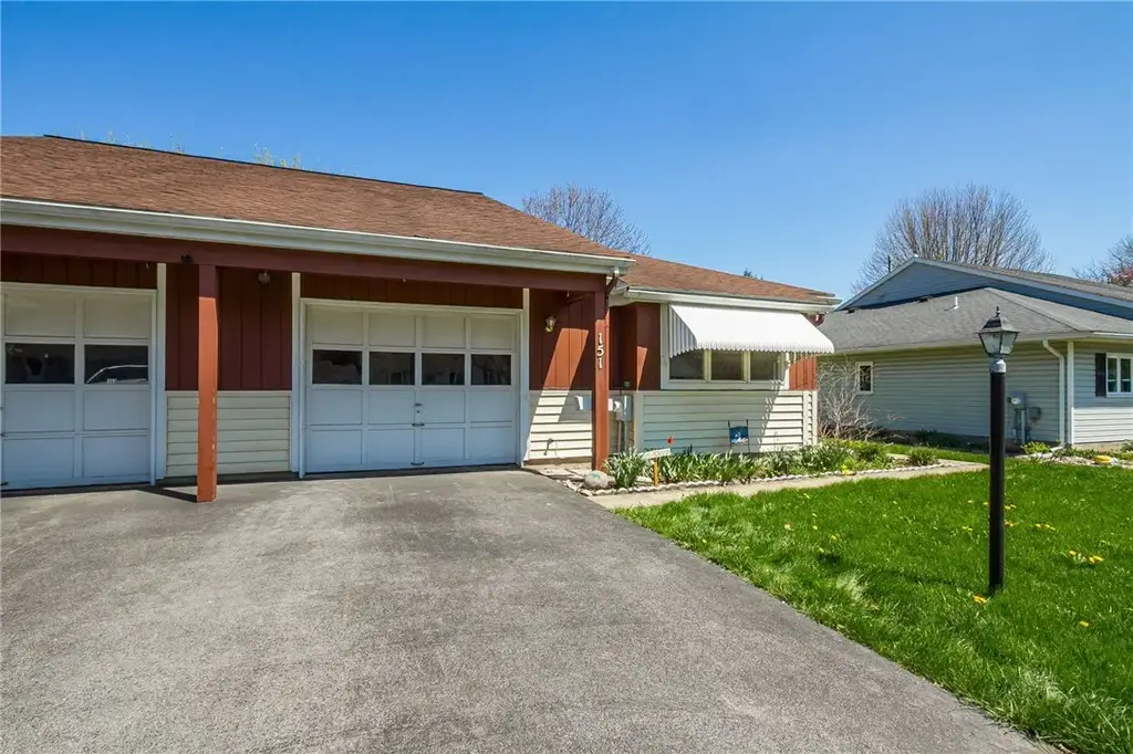151 N Bloomfield Rd, Canandaigua City