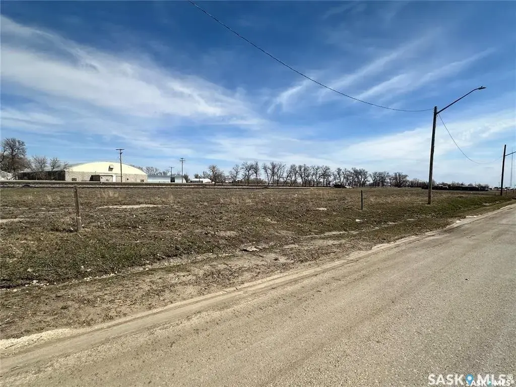 510 N Railway Avenue, Carnduff