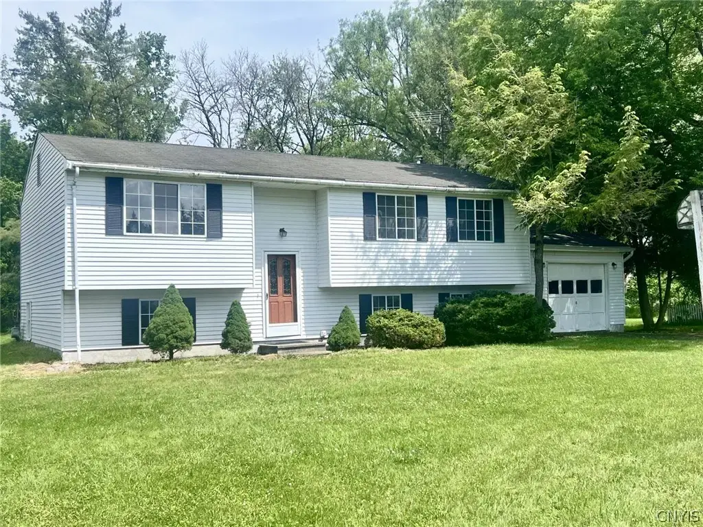 10 Greystone Drive, Dryden