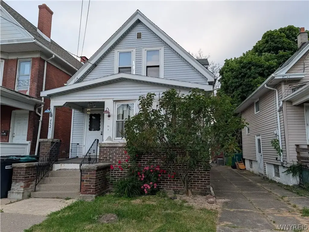 752 Spruce Avenue, Niagara Falls