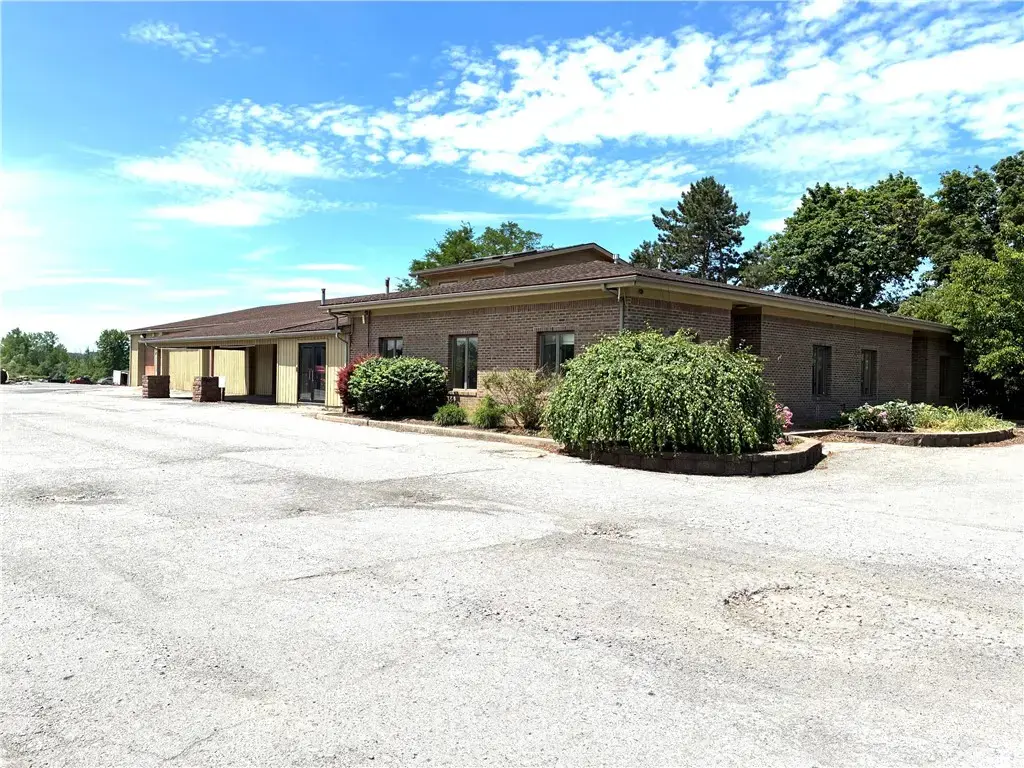 1249-1251 Lehigh Station Road, Henrietta