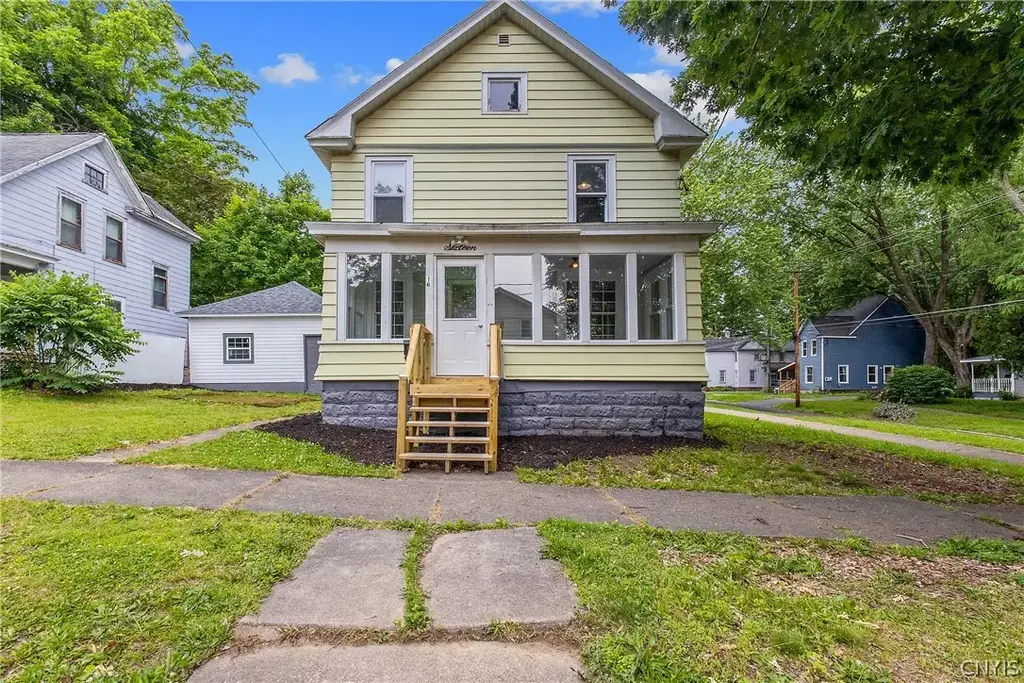 16 N 5th Street, Fulton