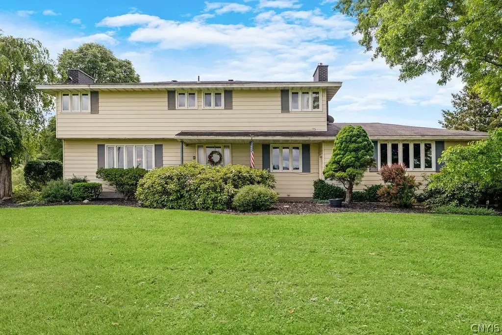 3990 Maider Road, Clay