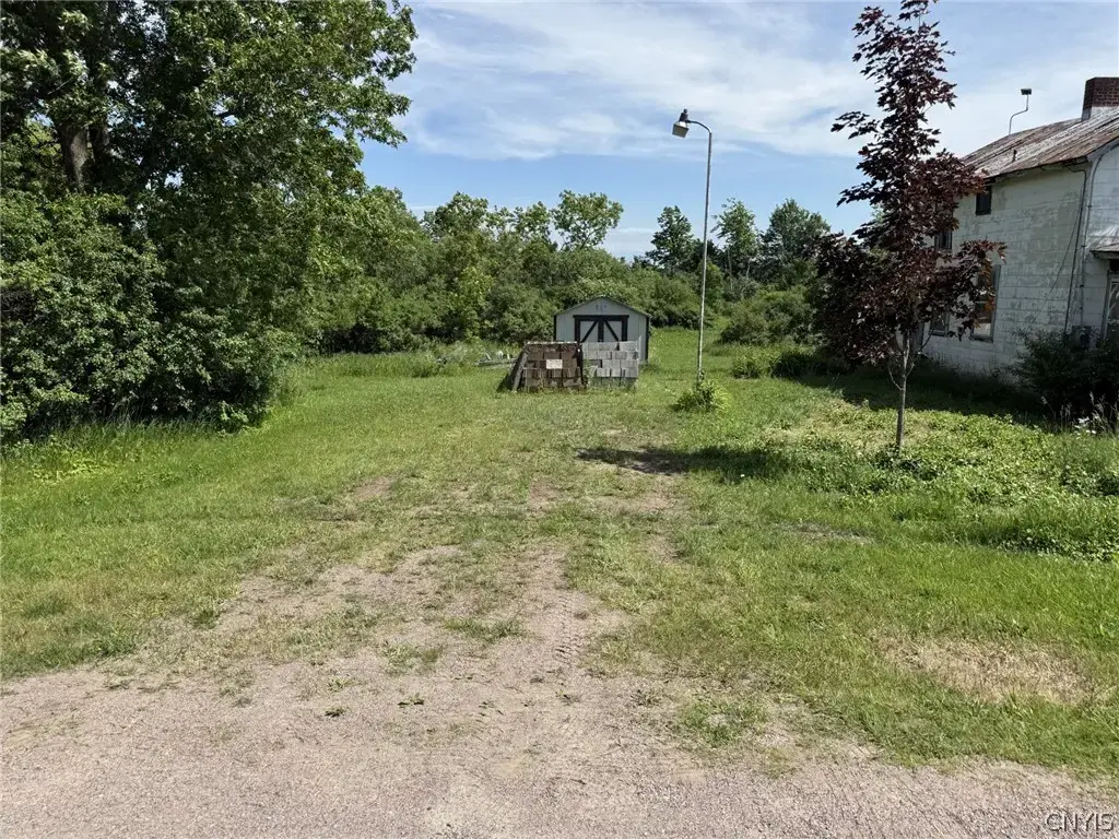 14428 County Route 5, Clayton