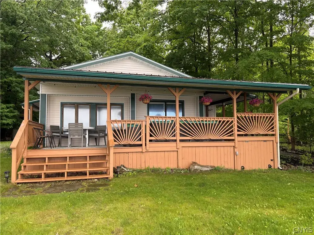 100 Lock Haven Beach Road, Scriba