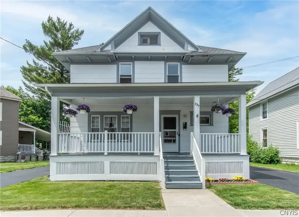 337 Flower Avenue E, Watertown City