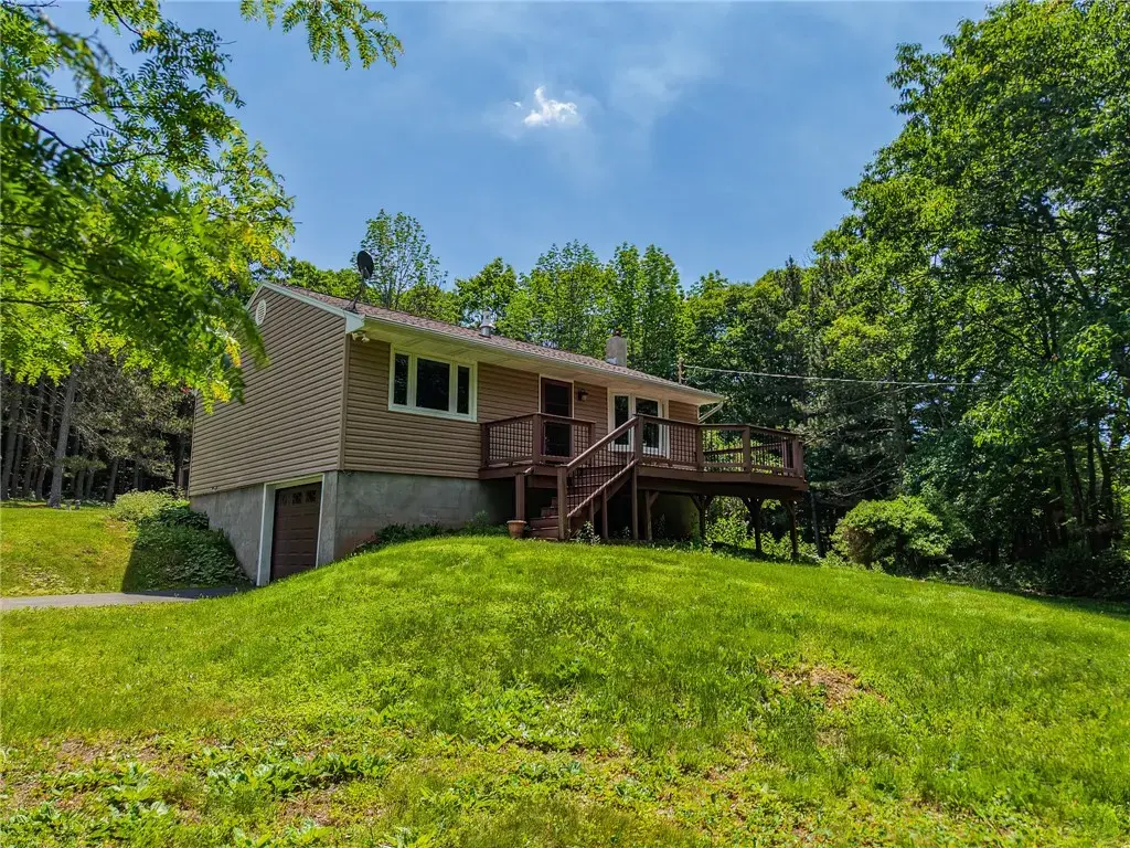 144 Sant Tompkins Road, Prattsville
