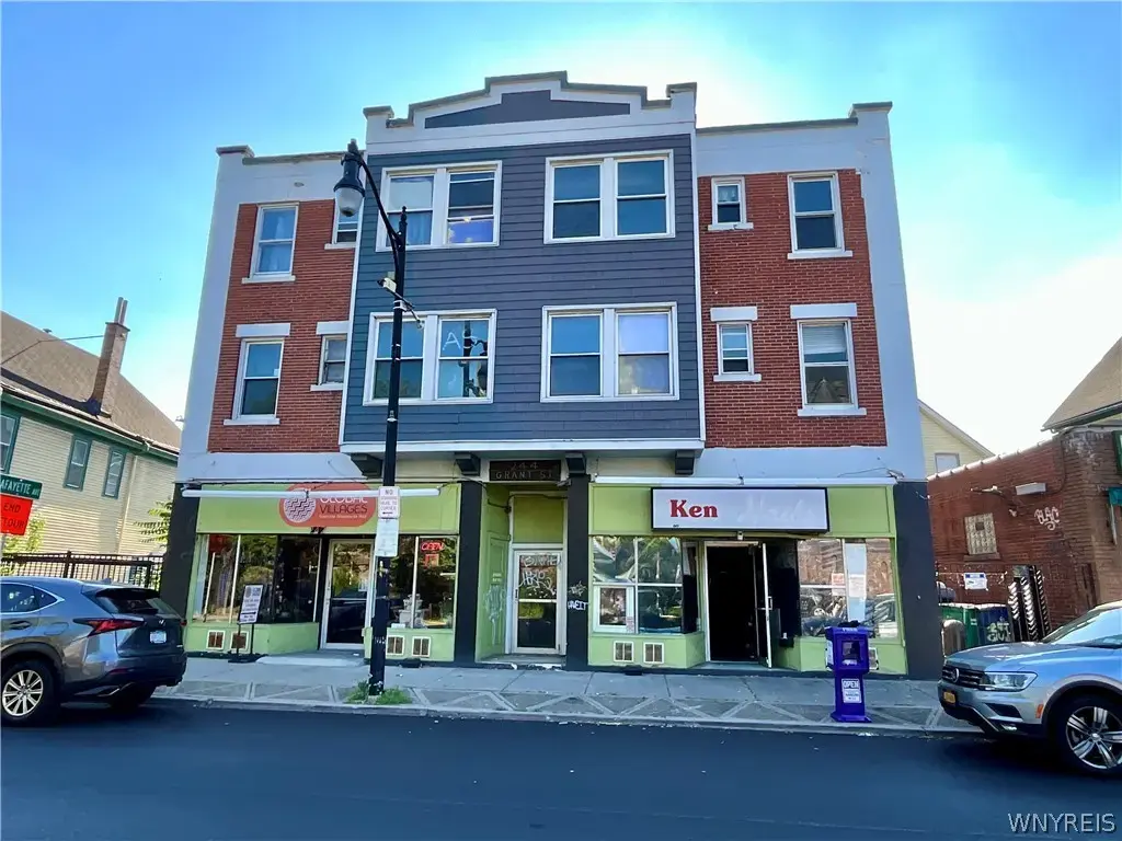 242 Grant Street, Buffalo