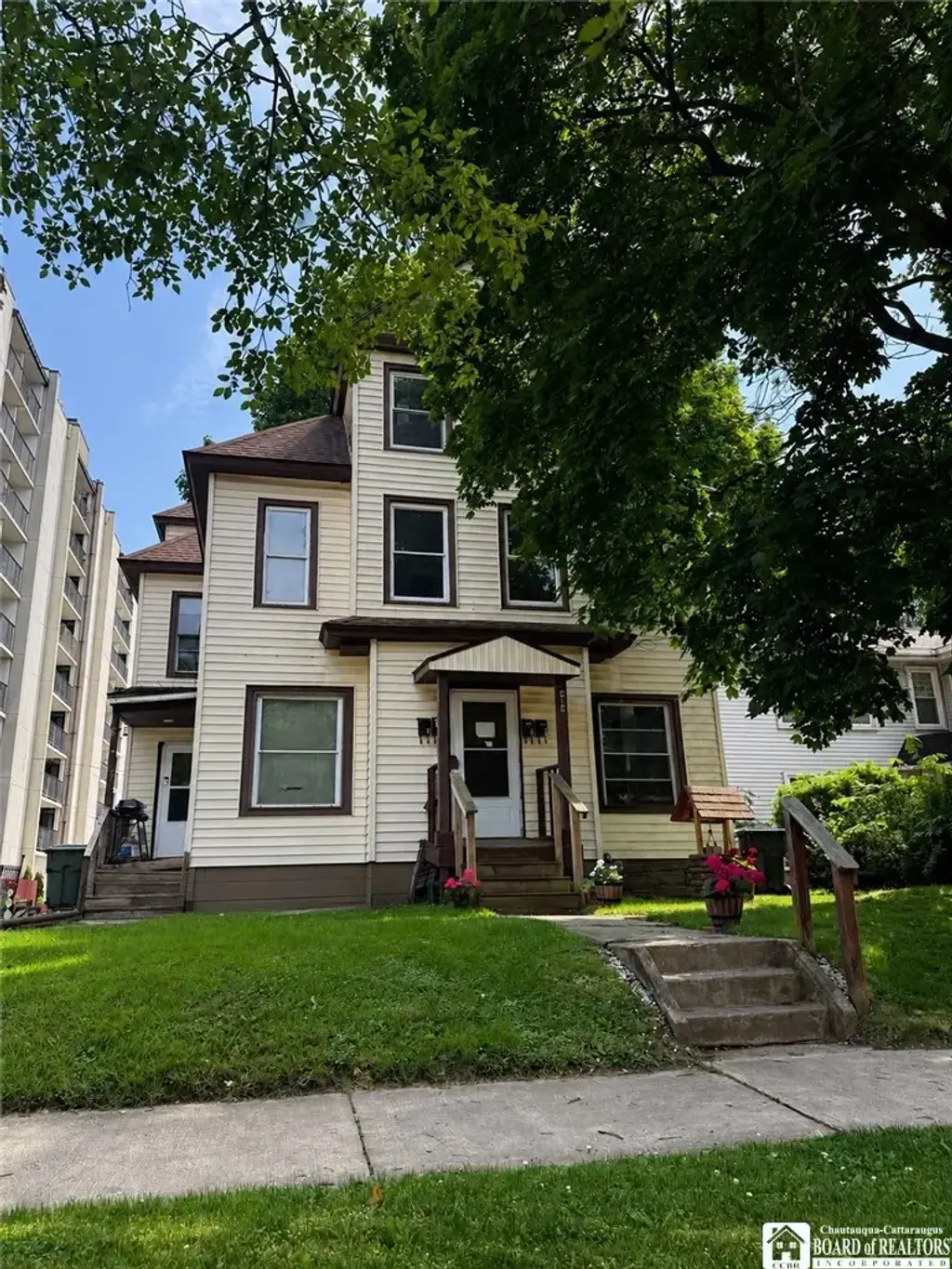 414 Jefferson Street, Jamestown