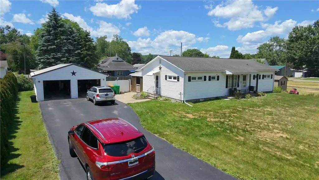 1204 Shannon Avenue, Southport