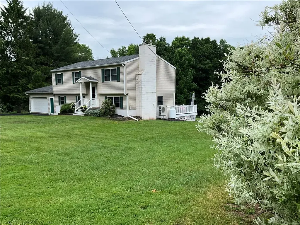 1094 County Road 19, Norwich