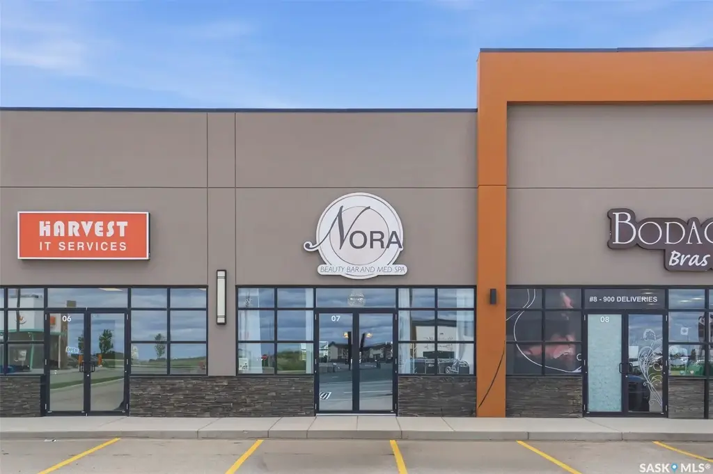 900 Centennial Boulevard 7, Warman