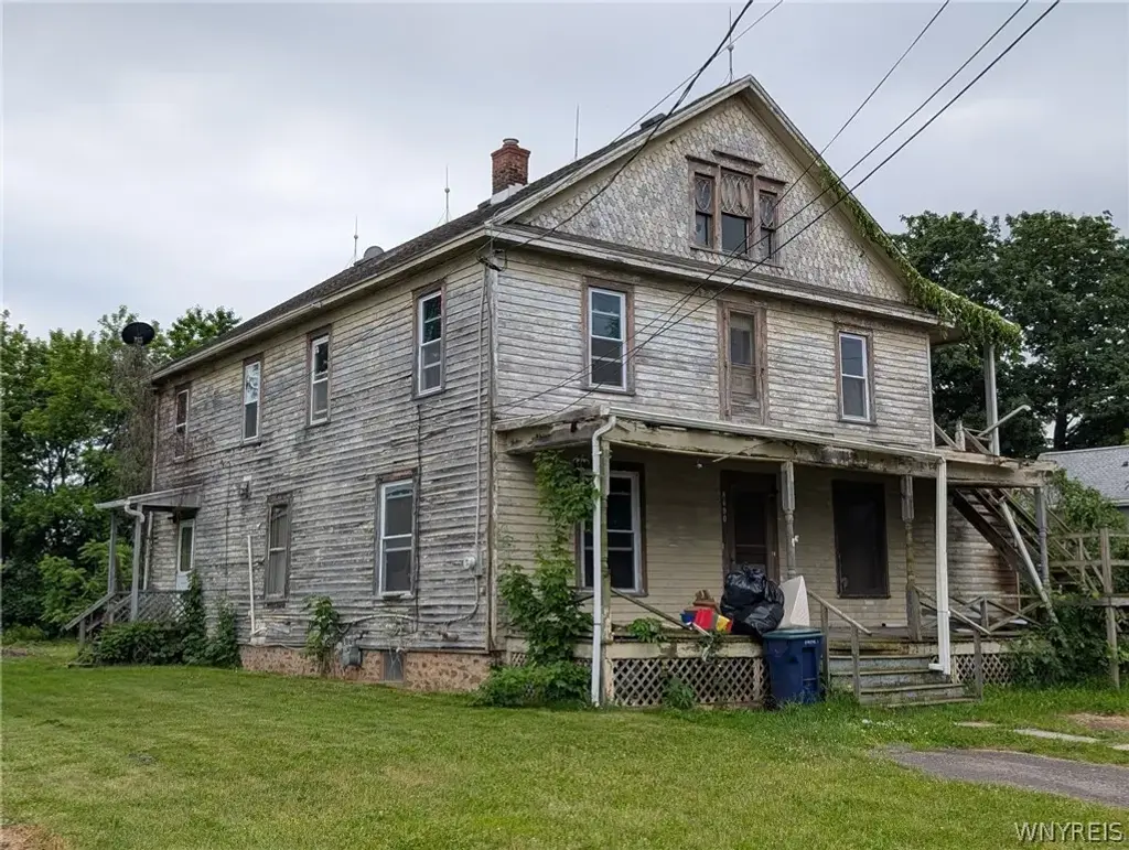 8688 Church Street, Somerset