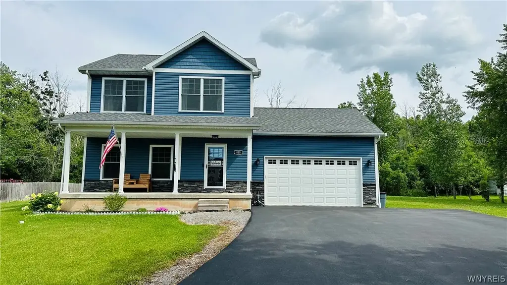 880 Upper Mountain Road, Lewiston