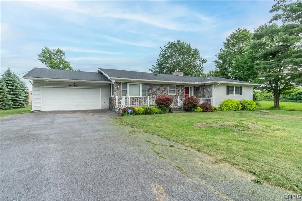 20396 State Route 3, Watertown Town