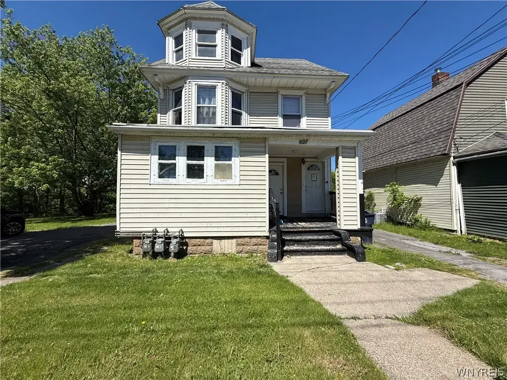 1697 Electric Avenue, Lackawanna