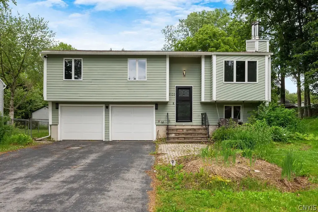 8103 Princess Path, Clay