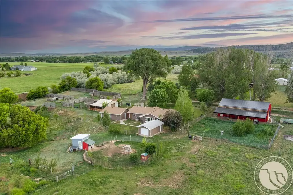 24 S Swan Lane, Fromberg